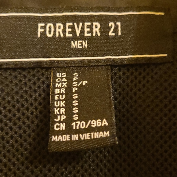Men's Forever 21 Full Zip Jacket w/snap Sleeves - Picture 8 of 10